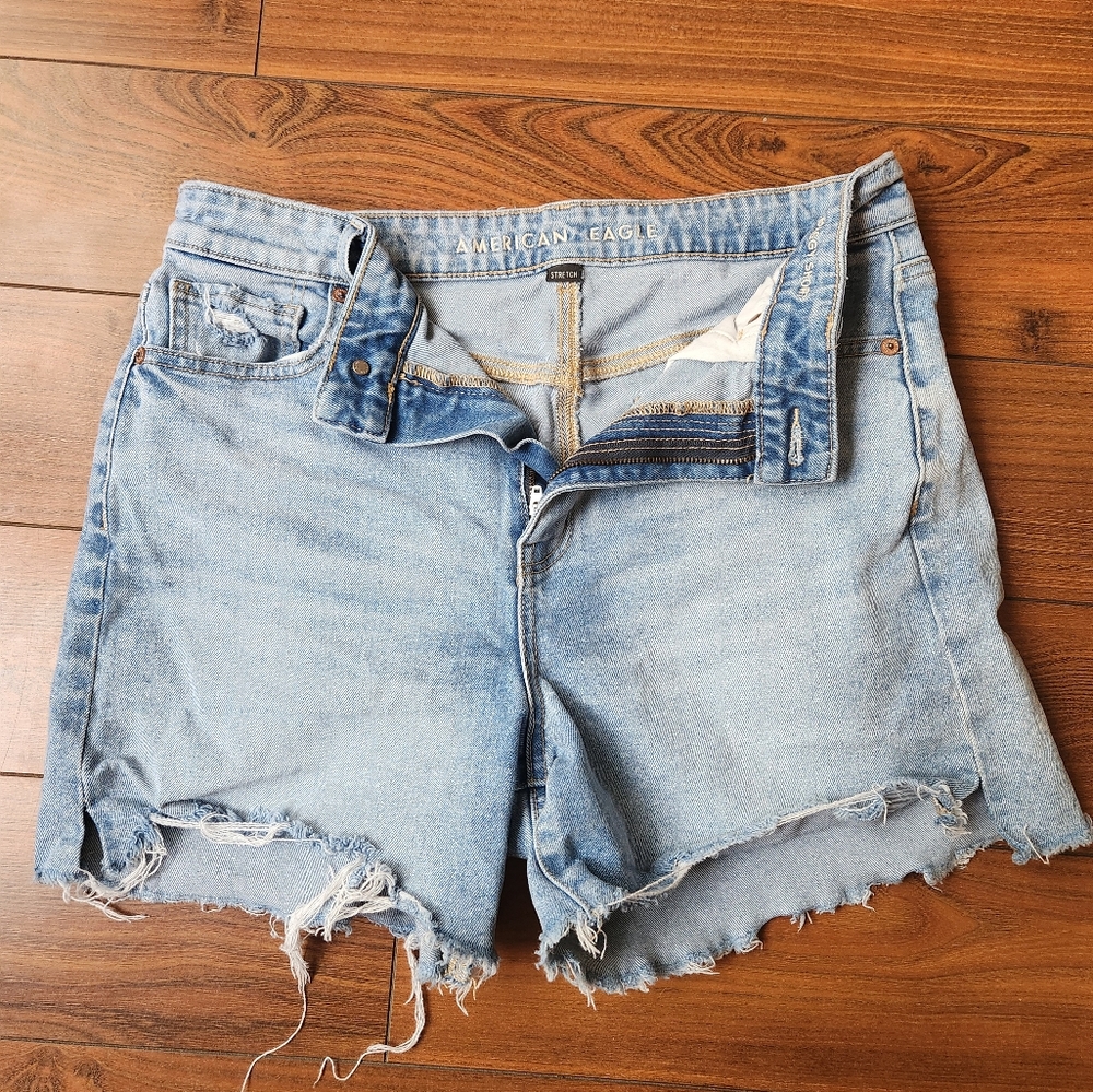 American Eagle Mom Shorts